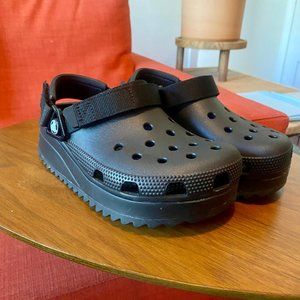 Crocs Hiker Clogs M4 W6 Gently Used Black Sandal Shoe